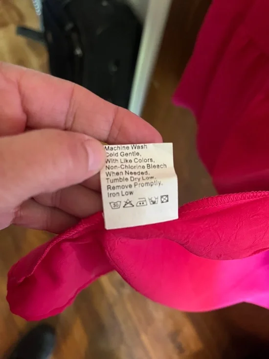 Women's Bright Pink Tiered Casual Dress with Flutter Sleeves - Picture 4 of 8